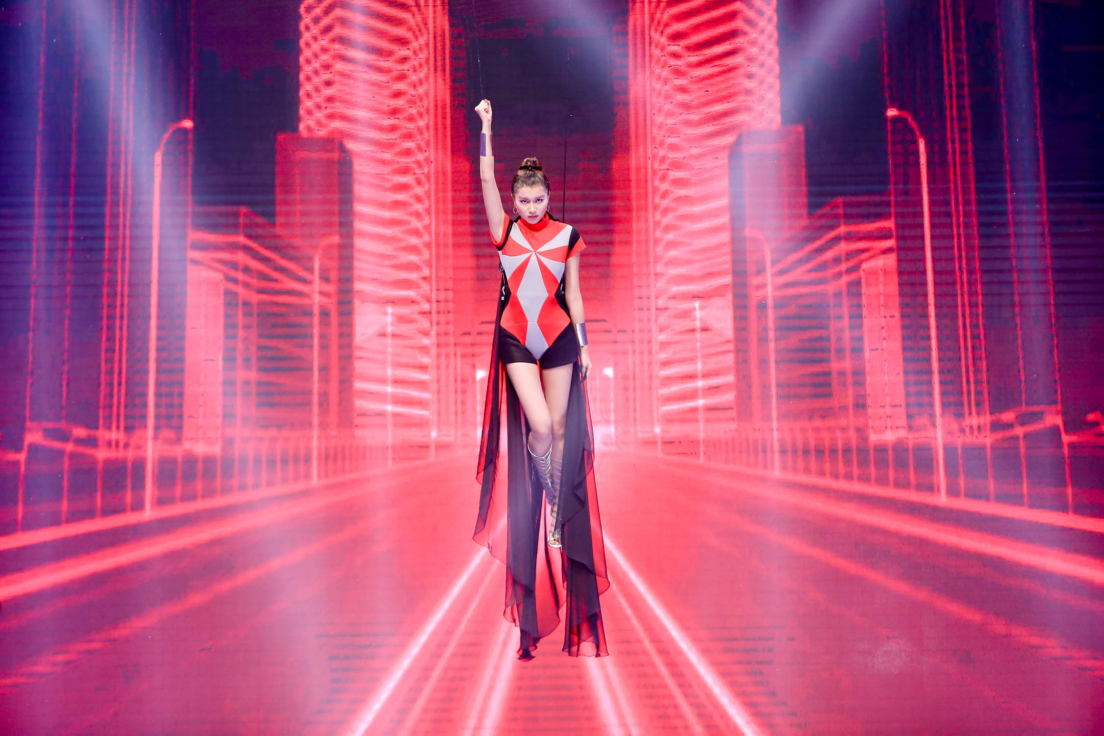 minh tu lai gay soc khi tuyen bo khue sai thi tu sua thuy sai tu cung sua thoi