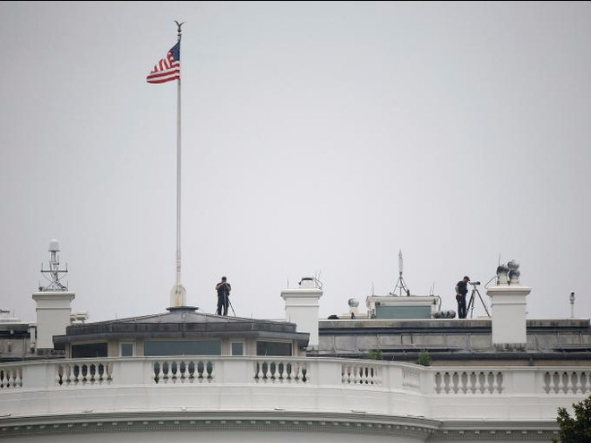 can canh doi mat vu bao ve tong thong my donald trump