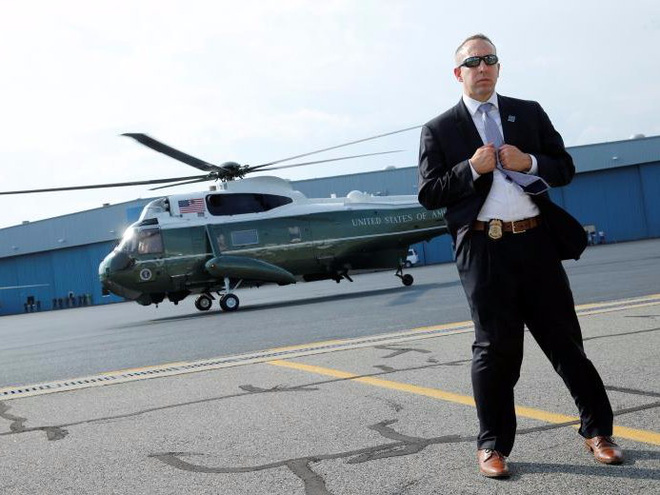 can canh doi mat vu bao ve tong thong my donald trump