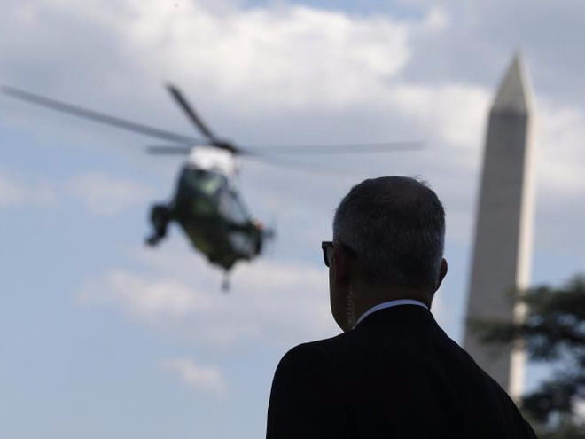 can canh doi mat vu bao ve tong thong my donald trump