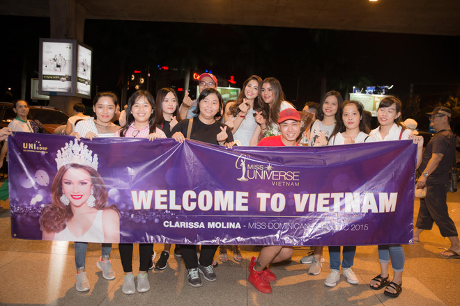 pham huong xinh dep den ngo ngang khi dung canh duong kim nu hoang sac dep my latin