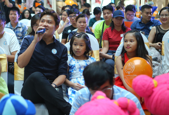 cau be but chi ku tin cuoi tit mat dang yeu ben thien than nhi bao an