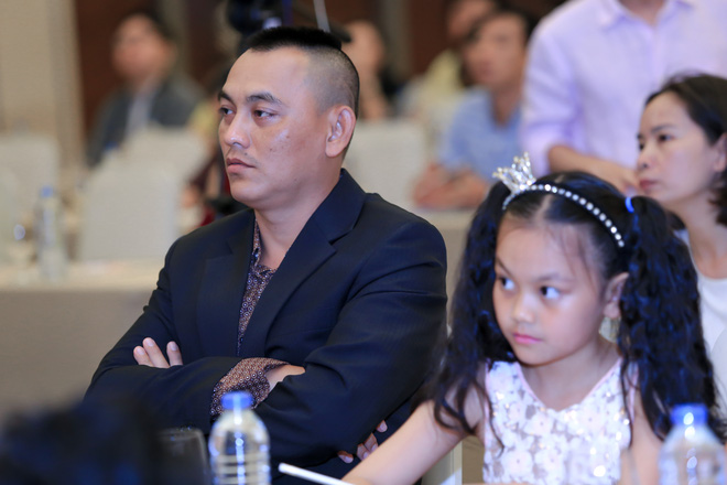 nguyen hai phong tham gia bo oi minh di dau the mua 4 kho khan cua toi la tron tria qua