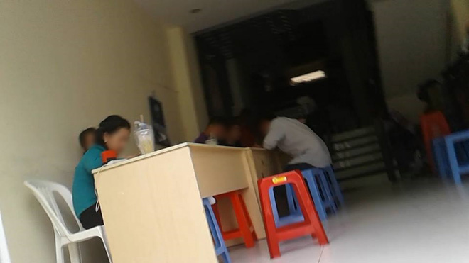 sinh vien khoc rong vi bi nhom nguoi muon danh tra sua hot cold familymart lua tien xin viec o sai gon