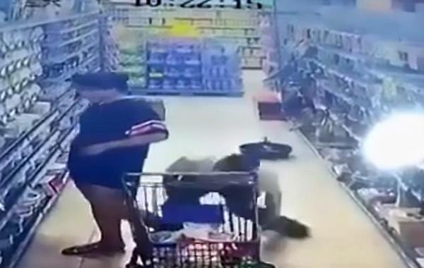 trung quoc ke benh hoan nhin trom duoi vay phu nu voi toc do anh sang