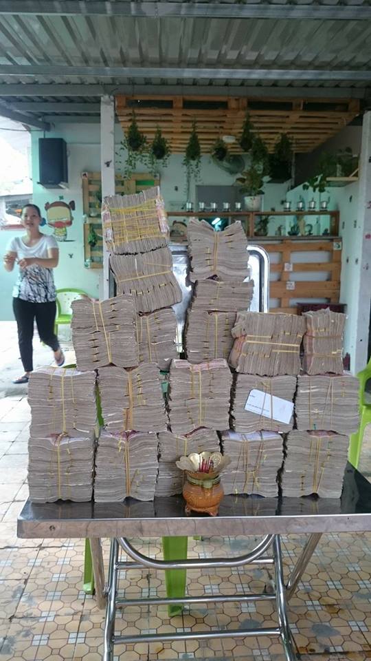 dat lu huong chuan bi hang chuc kg tien le menh gia 200 500 dong mua ve bot cai lay