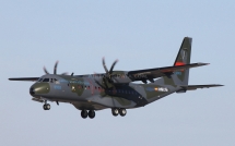 khong quan viet nam dua may bay c 295 hien dai vao truc chien