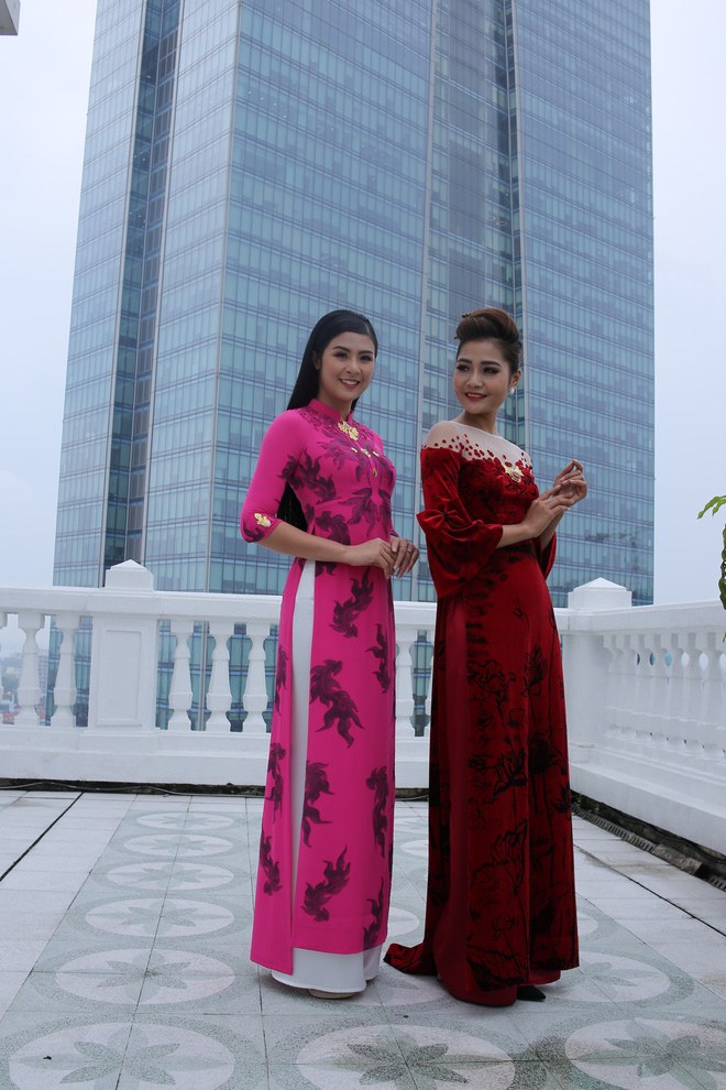 hoa hau ngoc han mac ao dai dat vang 9999