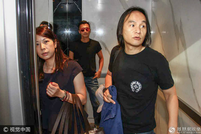 di an cung con trai me ta dinh phong duoc khen tre nhu chi gai