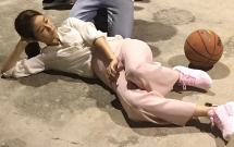 lam tam nhu gay cuoi khong ngot khi nam bet tren phim truong