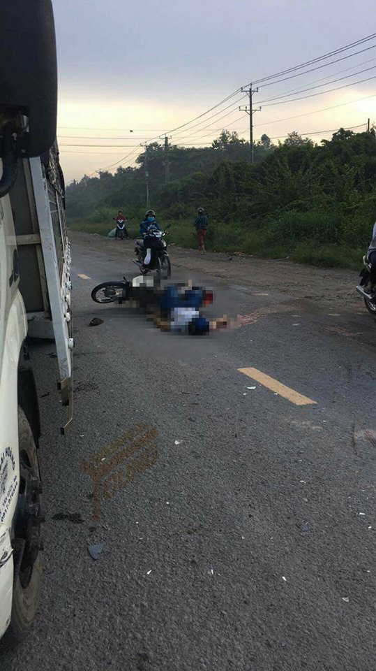 bien hoa dam truc dien vao dau xe tai nguoi dan ong tu vong ngay tai cho