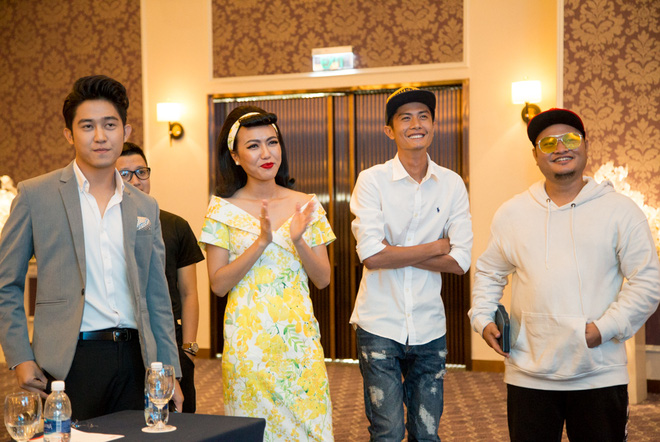 dieu nhi khac la voi phong cach retro then thung khi bi ke xau