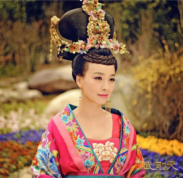25 nam nhin lai 3 tuyet sac giai nhan bao thanh thien ngay ay bay gio co cuoc song ra sao