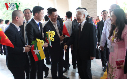 tong bi thu den nay pyi taw bat dau tham cap nha nuoc toi myanmar