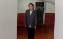 cu ong 79 tuoi khai do nhu cau sinh ly cao nen du do cho be gai 3 tuoi gau bong de xam hai