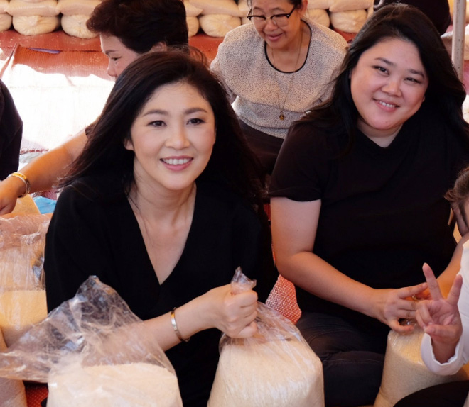 ba yingluck bo tron gia toc shinawatra van chua het thoi