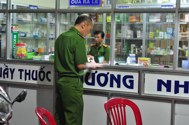 nam thanh nien sat hai chu tiem thuoc o dong nai co bieu hien ngao da