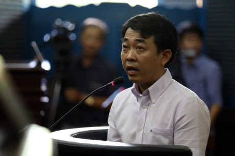 vu vn pharma thuoc lam gia tinh vi den muc 10 chuyen gia ve duoc khong the phat hien bang mat thuong