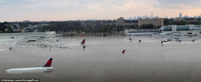 su that phia sau buc anh san bay houston ngap nang may bay chim trong bien nuoc sau bao harvey