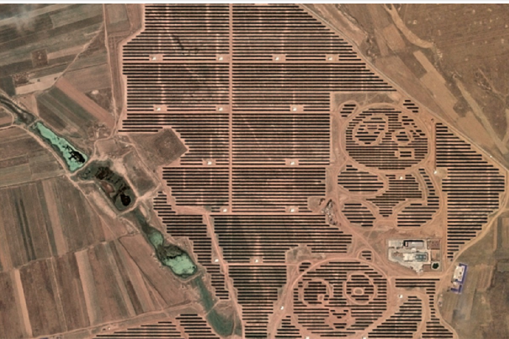 tu y tuong cua nu sinh 17 tuoi 100 nha may dien mat troi hinh gau truc duoc xay dung