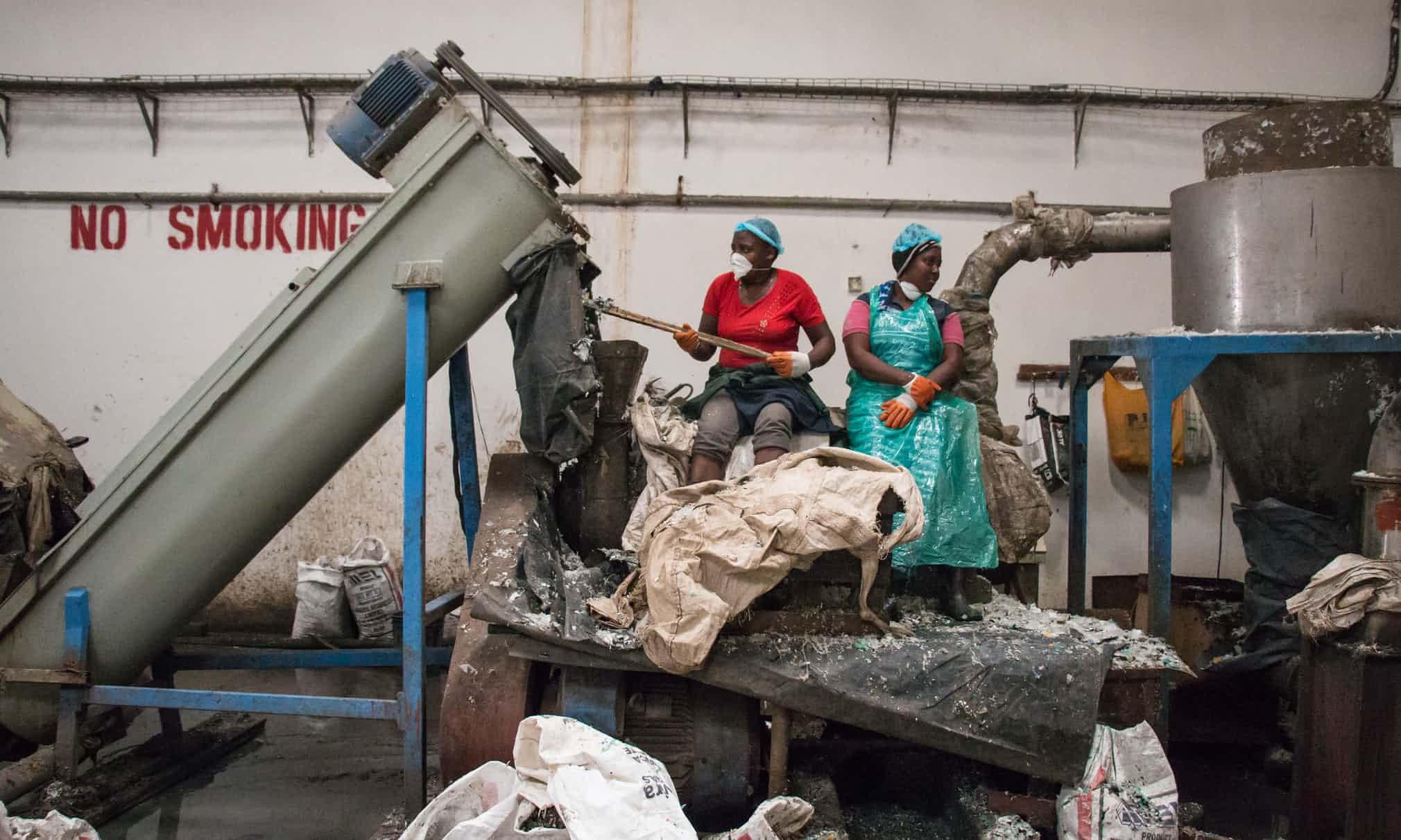 kenya ban hanh lenh cam tui nhua khat khe nhat the gioi