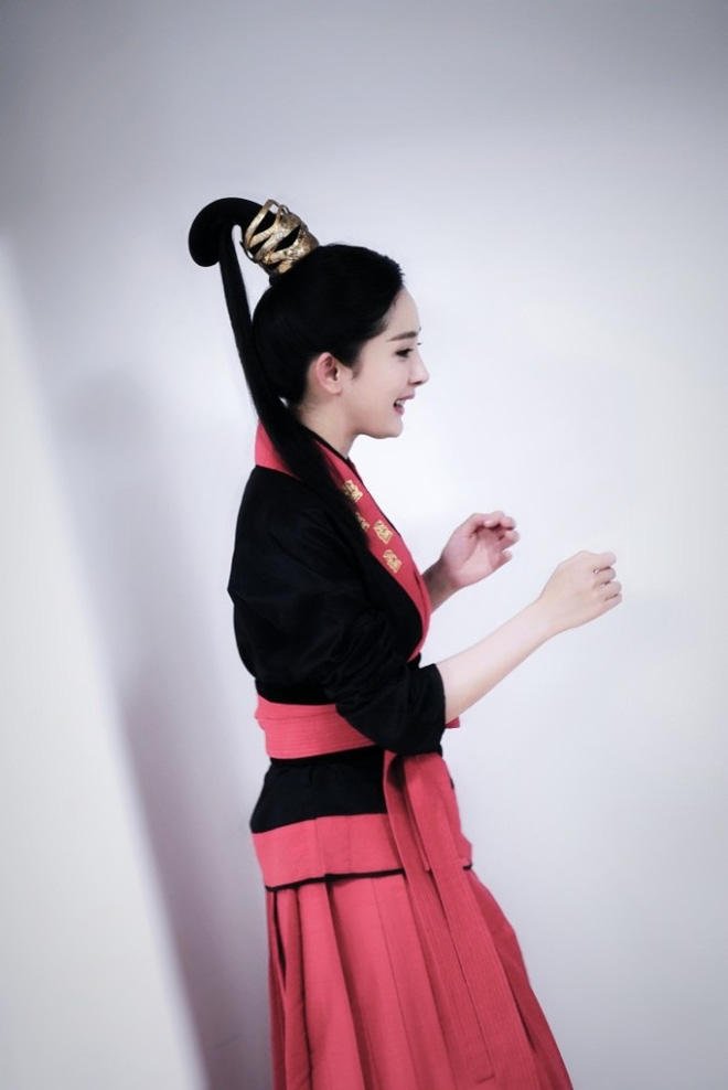 nu hiep duong mich nhi nho hao hung noi cuoi tren phim truong