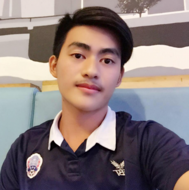 chi vi mot chang trai nu sinh vien nhan tam sat hai co ban xinh dep than thiet suot 10 nam troi cua minh