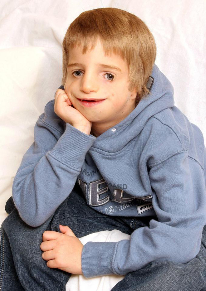 cuoc doi duoc dung thanh phim cua chang trai sinh ra da khong co tai