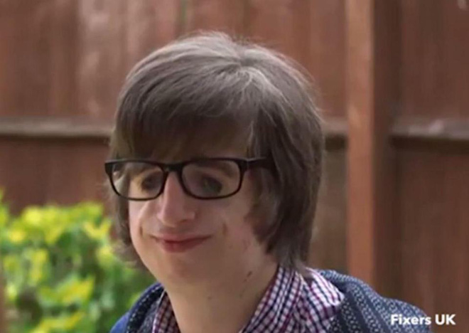 cuoc doi duoc dung thanh phim cua chang trai sinh ra da khong co tai