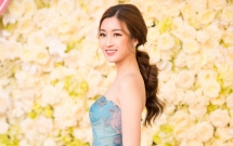 hoa hau do my linh khoe vai tran nuot na truoc khi len duong thi miss world