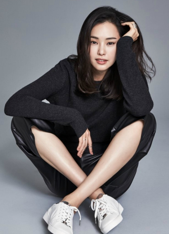 honey lee hoa hau han quoc quyen ru nhat moi thoi dai voi tuyet chieu 7 lop toner khien chi em phat cuong