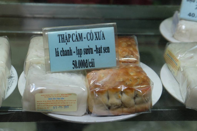 truoc ngay nghi le 29 nguoi ha noi xep hang mua banh trung thu bao phuong den tan khuya