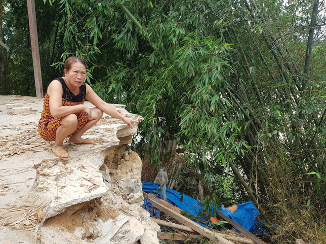 nghe an hang chuc ngoi nha co nguy co bi do sap xuong dong song do nuoc lu