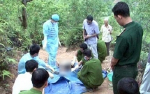 loi khai cua con gai nghi giet me gia vi ngan canh cham soc mua nuoc tang luc ve cho me uong roi danh tu vong
