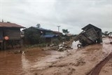 lao doi dien voi noi lo bom min chua no sau su co vo dap