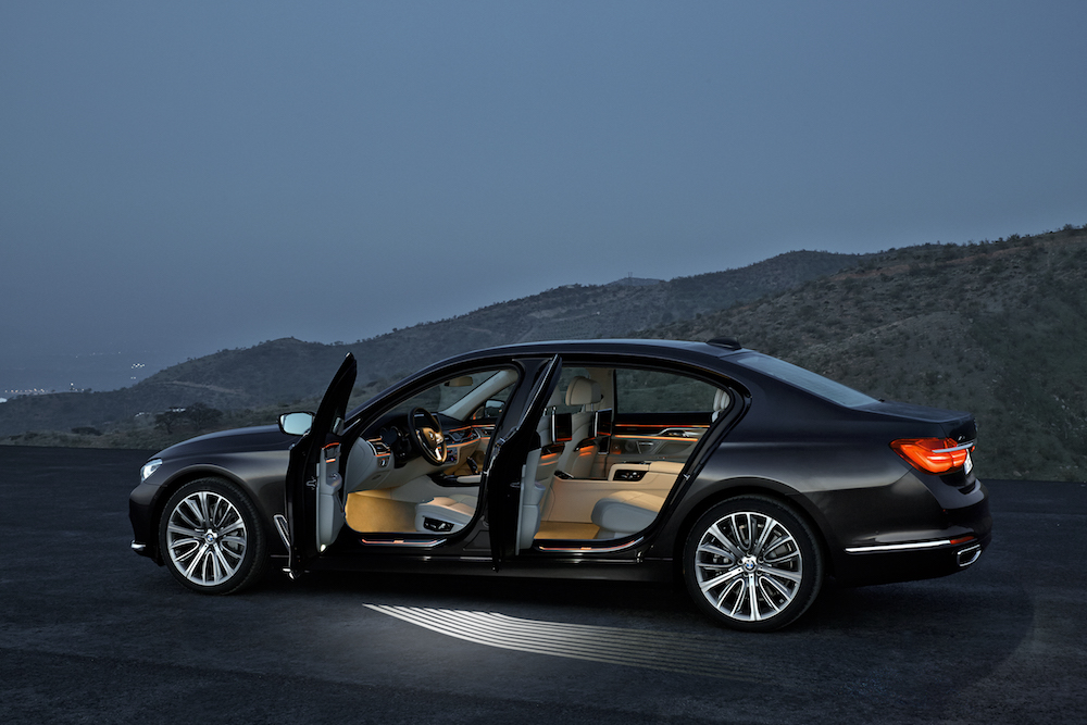 bmw 7 series sap tro lai viet nam