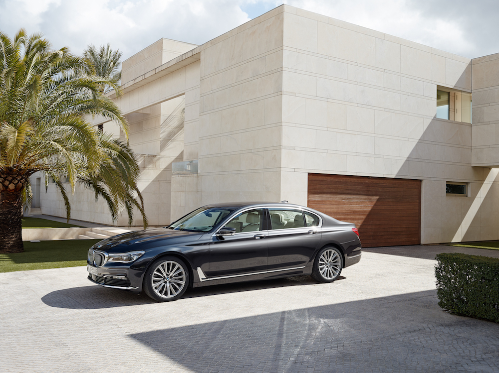 bmw 7 series sap tro lai viet nam