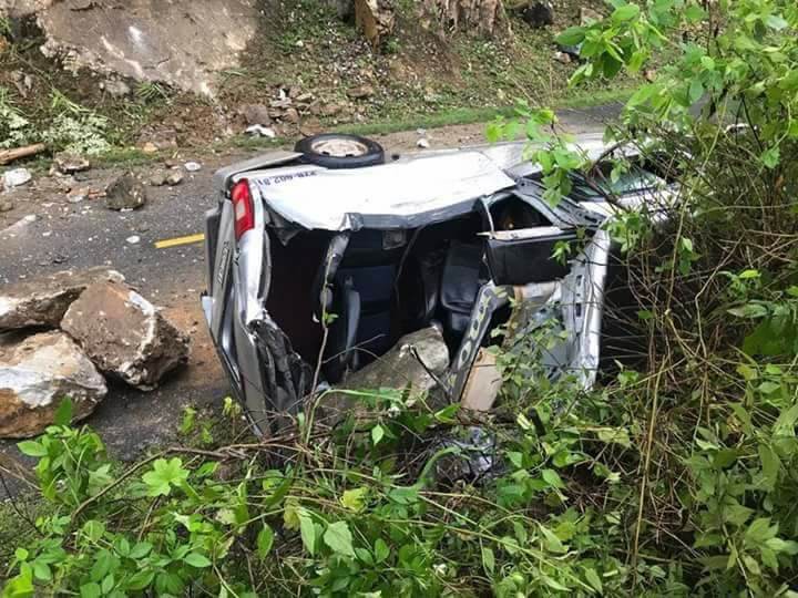 da roi de bep xe khach 16 cho dang luu thong nhieu nguoi bi thuong