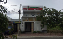 truong phong giao duc o trong nha nghi voi co giao mam non tin them tu chu tich huyen