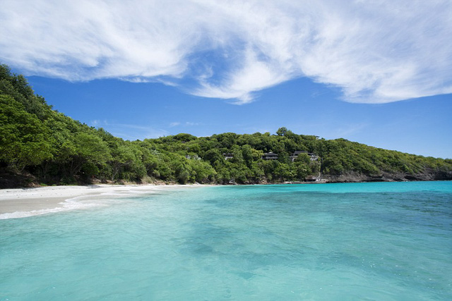 kham pha thien duong nghi duong mustique yeu thich cua hoang gia anh diem den ly tuong cho mot ky nghi rieng tu va dang cap