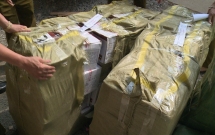 ha noi mat phuc thu giu 10000 goi banh trung thu sieu re khong ro nguon goc
