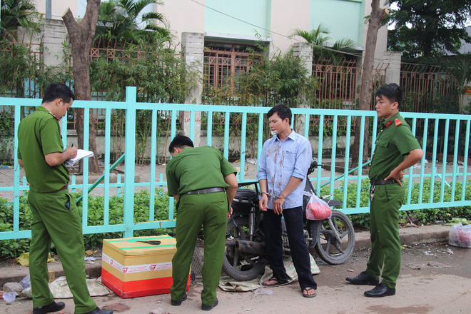 hon chien o sai gon vi tranh cho ban ga 1 nguoi trong thuong