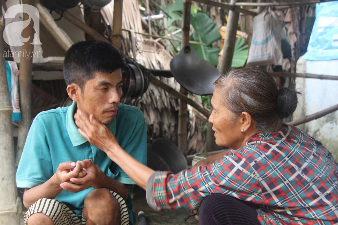 vo chong gia cat co thue nuoi 4 nguoi con tam than nho moi nguoi giup do con toi khong con nhin doi nua