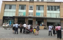 roi tu tang 10 toa nha chung cu nguoi phu nu 60 tuoi tu vong tai cho