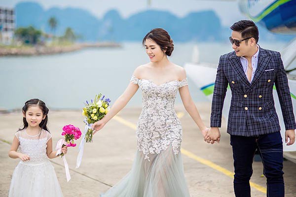 anh goi cam it thay cua vo dien vien minh tiep khi du thi hoa hau viet nam