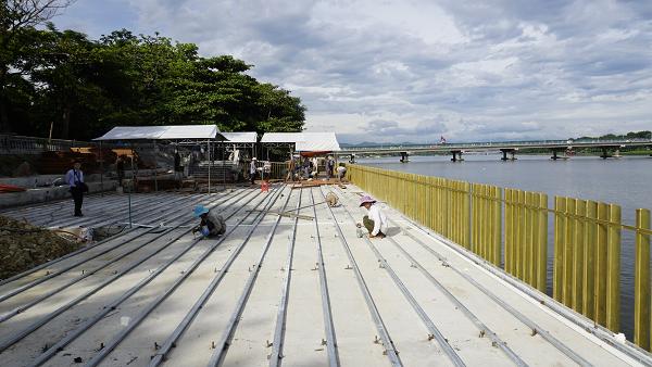 chu tich ubnd tinh vi hanh kiem tra cac du an cham tien do