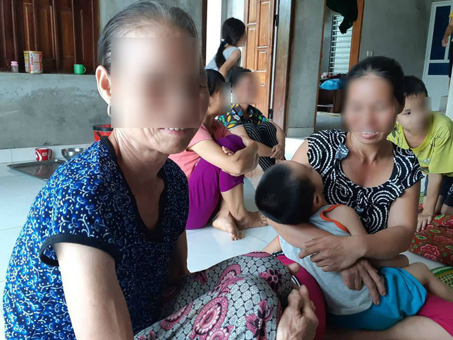 luat su noi ve vu hang loat nguoi dan bi nhiem hiv neu co dau hieu toi pham cong an can vao cuoc lam ro