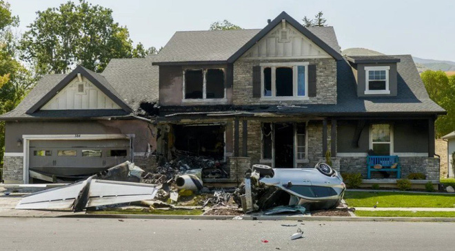 cai nhau voi vo nguoi dan ong muon may bay cua sep dam vao nha va phai tra gia dat