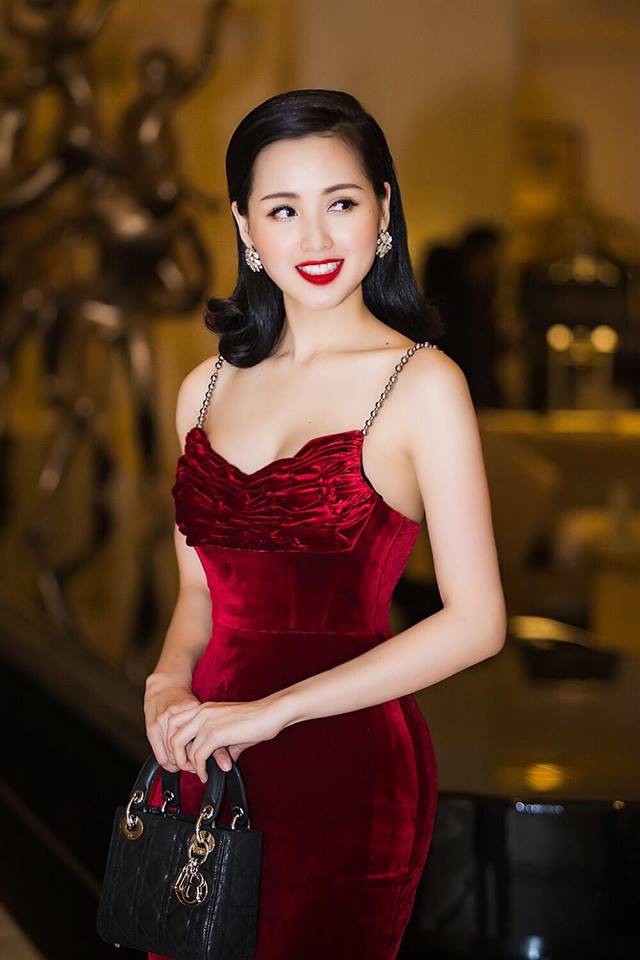 can canh ve nong bong cua tam tit elly tran nhung ba me 2 con hot nhat showbiz viet