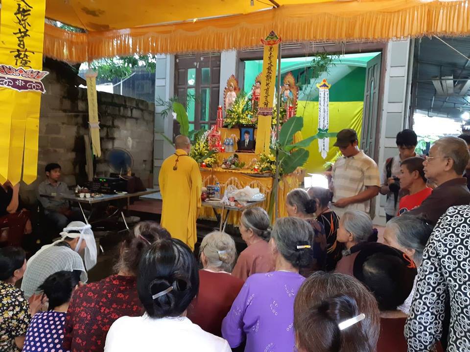 hai vo chong bi ke la mat sat hai o hung yen loi ke cua cha me gia chung kien vu viec ngay truoc mat